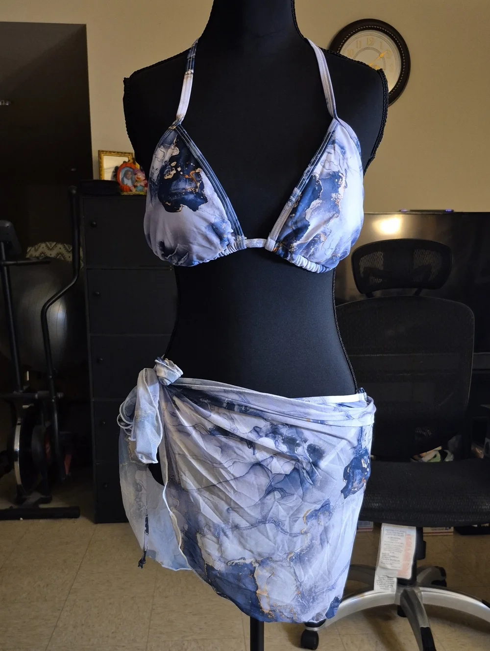 Marble-Print Blue Triangle Bikini Set with Matching Sarong